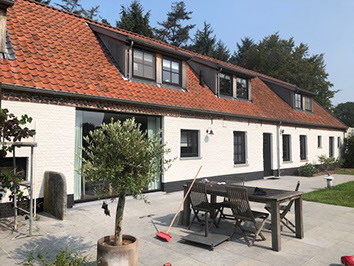 DAK ONTMOSSEN GISTEL